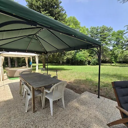 Un Chateau Pour Vos ? Pensión Agde
