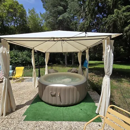 Un Chateau Pour Vos ?